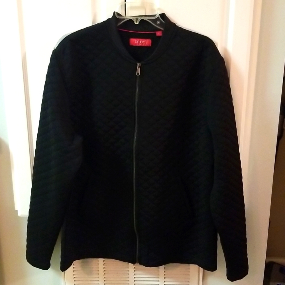 Mens zip front jacket with pockets size L
